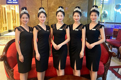 华纳公司专业客服团队